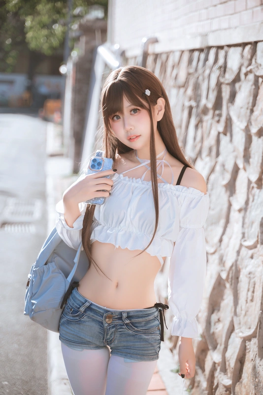 邻家小恶魔 - 萌芽儿o0